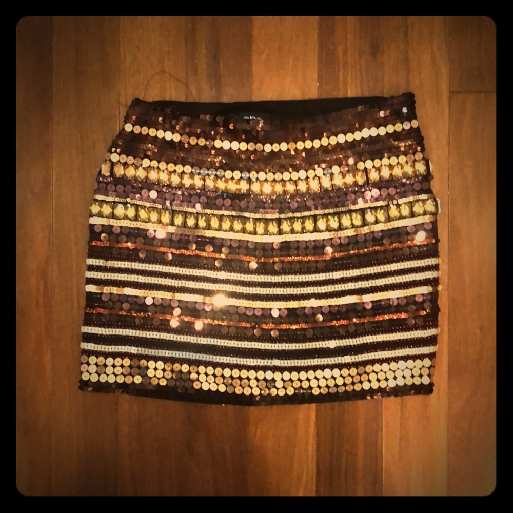 Bebe jeweled/sequined skirt